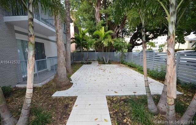 740 Meridian Ave-Unit -22 in Miami Beach, FL - Building Photo - Building Photo