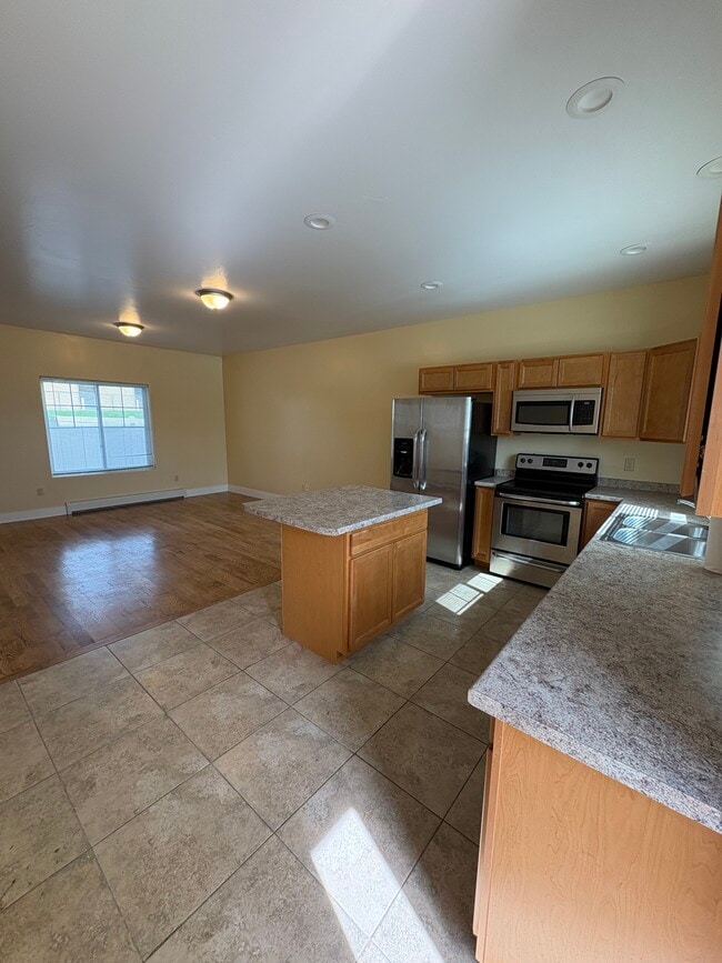 421 S Washington St, Unit C in Butte, MT - Foto de edificio - Building Photo