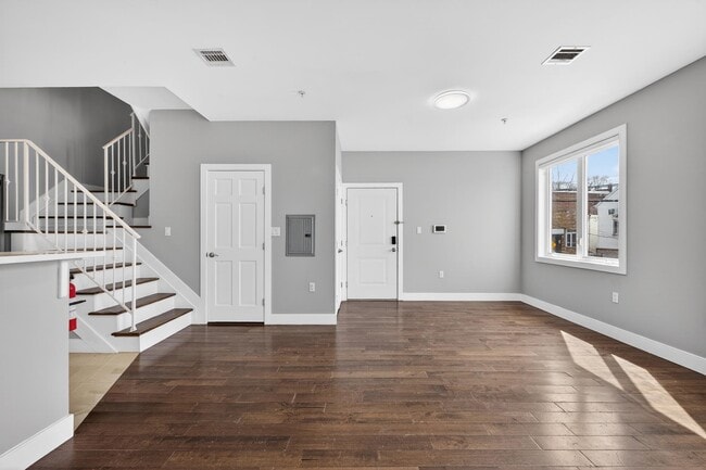 1432 46th St in North Bergen, NJ - Building Photo - Building Photo