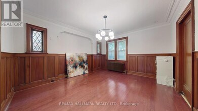 139 Hillhurst Blvd in Toronto, ON - Building Photo - Building Photo