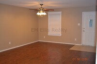 107 Venezia in San Antonio, TX - Building Photo - Building Photo