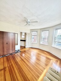 55 Royal St, Unit 2 in Boston, MA - Building Photo - Building Photo