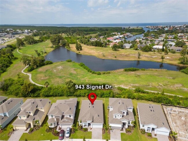 943 Signet Dr in Apollo Beach, FL - Building Photo - Building Photo
