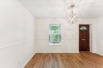512 S Henry St in Alexandria, VA - Building Photo - Building Photo