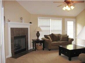 1954 Inverness Pkwy in Tuscaloosa, AL - Foto de edificio - Building Photo