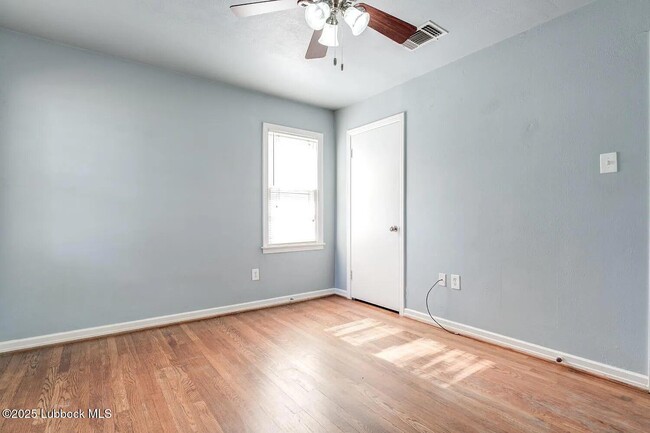 property at 2609 33rd St