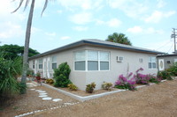 16 S H St in Lake Worth, FL - Foto de edificio - Building Photo