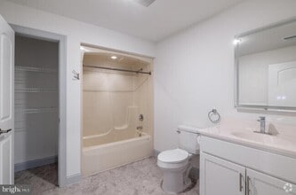 100 Lucky Wy in Reading, PA - Building Photo - Building Photo