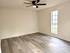 3755 Pleasant Valley Rd in Mobile, AL - Building Photo - Building Photo