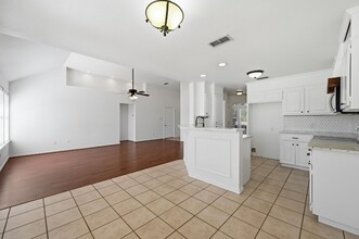 1303 Cochise Trail in Granbury, TX - Building Photo - Building Photo