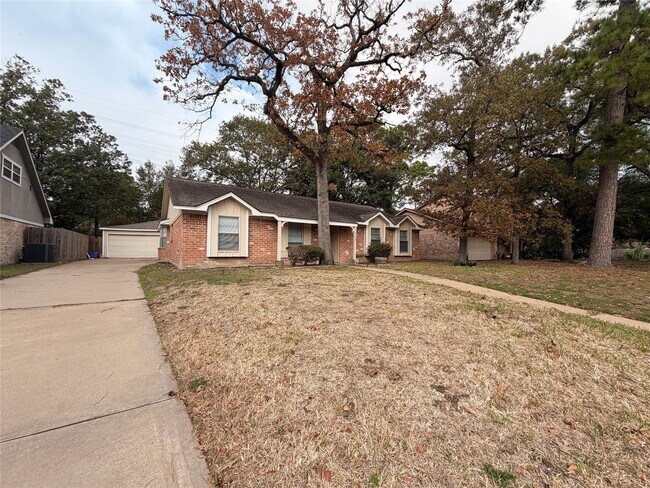 13015 Shady Knoll Ln in Cypress, TX - Building Photo - Building Photo