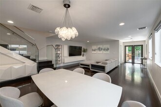 3053 Orange St in Miami, FL - Building Photo - Building Photo