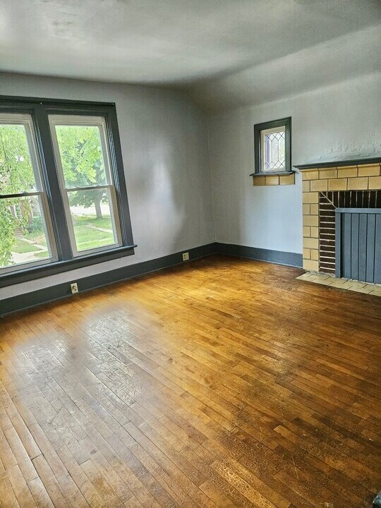 1608 Main St in Stevens Point, WI - Building Photo