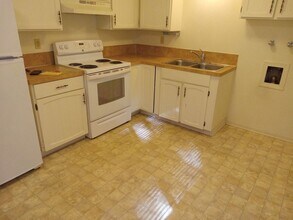 1214-1216 SW 11th St in Ontario, OR - Building Photo - Building Photo