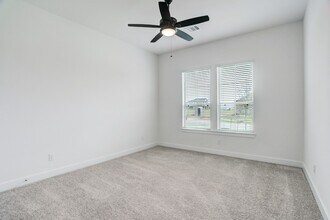 3003 Lago Costa Dr in Texas City, TX - Building Photo - Building Photo