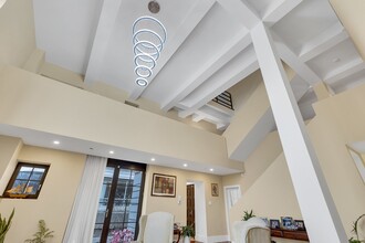 4760 The Boulevard in Westmount, QC - Building Photo - Building Photo