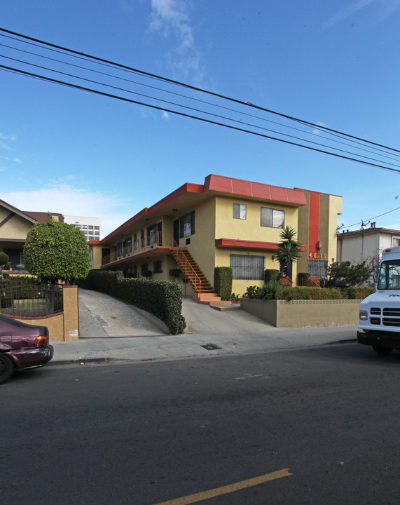 4619 Lexington Ave in Los Angeles, CA - Building Photo