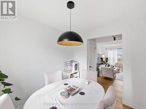 20 B Valley Rd in St Catharines, ON - Building Photo - Building Photo