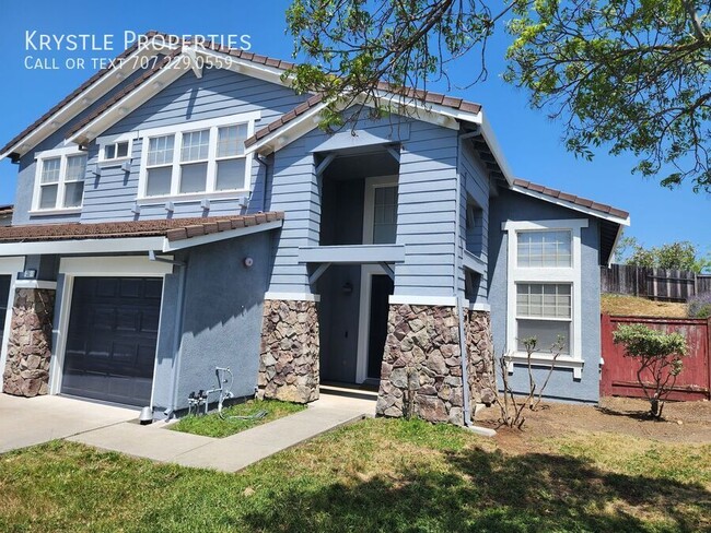 property at 35 Goldfinch Dr