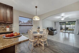 2372 Topaz Trail in Kissimmee, FL - Building Photo - Building Photo