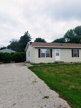 101 S Bryan St in Sidney, IL - Building Photo - Building Photo