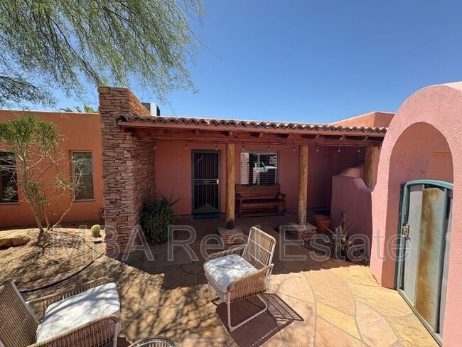 2843 E Captain Dreyfus Ave in Phoenix, AZ - Building Photo - Building Photo