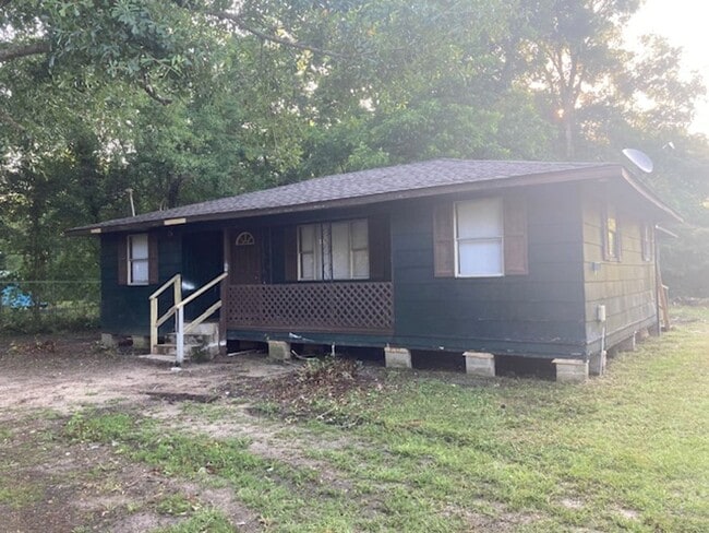 356 Live Oak Ave in Gulfport, MS - Foto de edificio - Building Photo