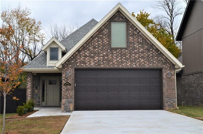 property at 1806 SW Riverstone Rd