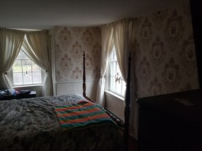 30 Post Rd, Unit Pawtuxet Village in Warwick, RI - Building Photo - Building Photo