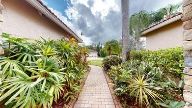 9919 Royal Cardigan Way in West Palm Beach, FL - Building Photo - Building Photo