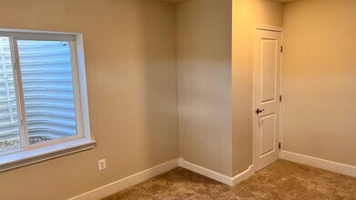 2827 Bridgewater Dr in Bryans Road, MD - Building Photo - Building Photo