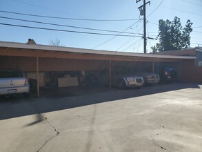 6126 King Ave in Maywood, CA - Building Photo - Building Photo