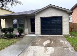 15918 Colonial Bridge Ln in Houston, TX - Building Photo - Building Photo