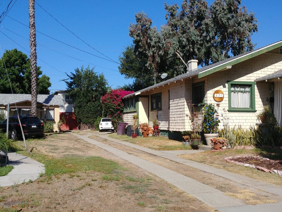 631 Fischer St, Unit Front House in Glendale, CA - Foto de edificio