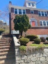 89 Westbourne Terrace, Unit 1 in Brookline, MA - Foto de edificio - Building Photo