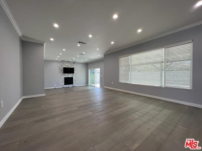 property at 11243 Lull St