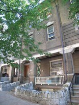 4014 Spruce St, Unit 2 Rear in Philadelphia, PA - Building Photo