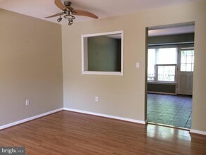 46748 Woodmint Terrace in Sterling, VA - Building Photo - Building Photo