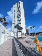 300 Three Islands Boulevard in Hallandale Beach, FL - Building Photo - Building Photo