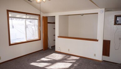 1206 Spring St, Unit 1206 in Black Earth, WI - Building Photo - Building Photo