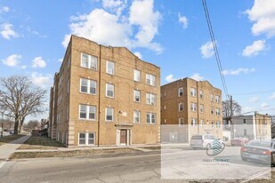 348 W 74th St in Chicago, IL - Building Photo