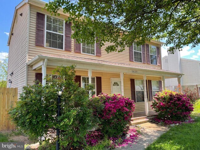 5823 Riverside Dr in Woodbridge, VA - Building Photo - Building Photo