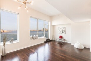 1000 Ave at Port Imperial in Weehawken, NJ - Building Photo