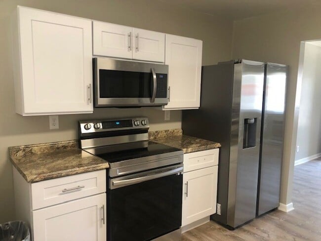 1014 Woronoca Ave in Norfolk, VA - Building Photo - Building Photo