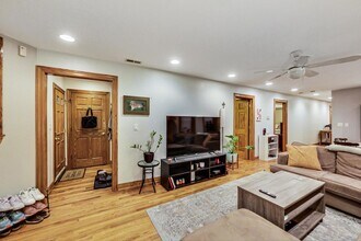 2911 N Talman Ave in Chicago, IL - Building Photo - Building Photo