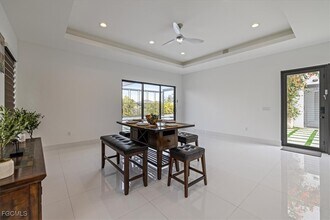 1817 SW 11th Terrace in Cape Coral, FL - Building Photo - Building Photo