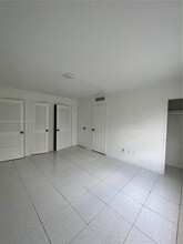 4200 NW 79th Ave, Unit 2B in Doral, FL - Building Photo - Building Photo
