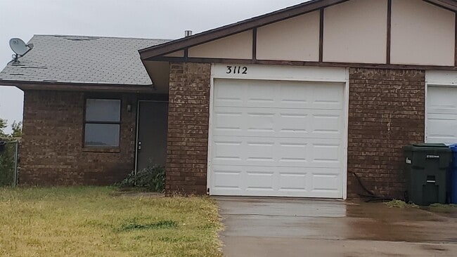 property at 3112 Forestridge Dr.