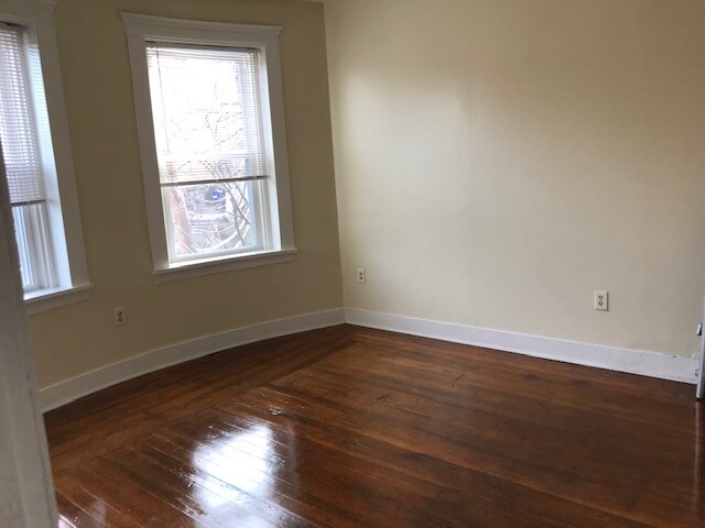 15 Codman Park in Boston, MA - Building Photo