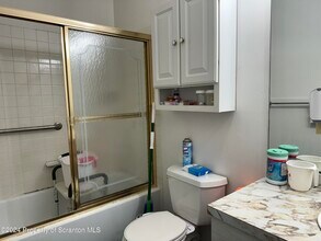 17 Hunts Ct in South Abington Township, PA - Building Photo - Building Photo